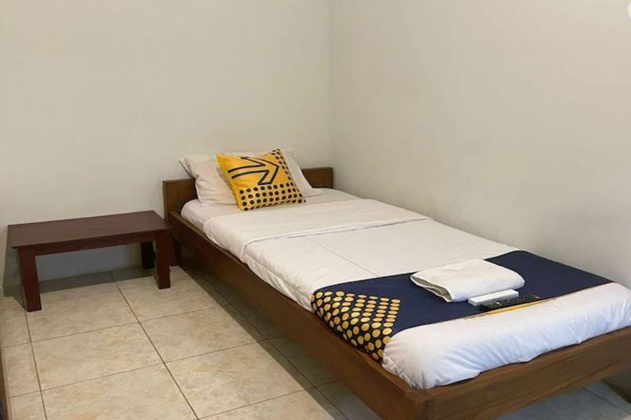 สปอต ออน 2275 โอมะฮ์ เจเอ็ม Hotel Beran Kidul ภายนอก รูปภาพ