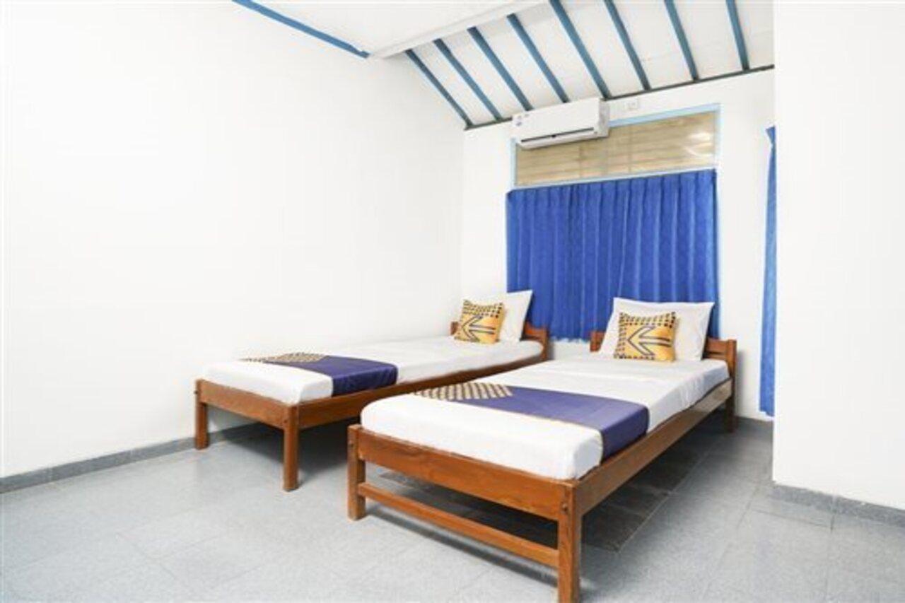 สปอต ออน 2275 โอมะฮ์ เจเอ็ม Hotel Beran Kidul ภายนอก รูปภาพ