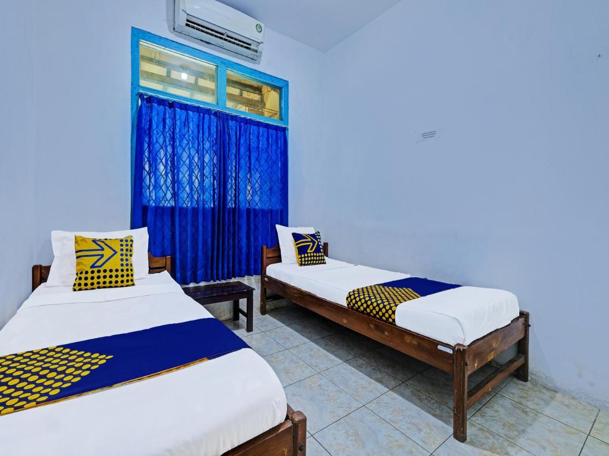 สปอต ออน 2275 โอมะฮ์ เจเอ็ม Hotel Beran Kidul ภายนอก รูปภาพ