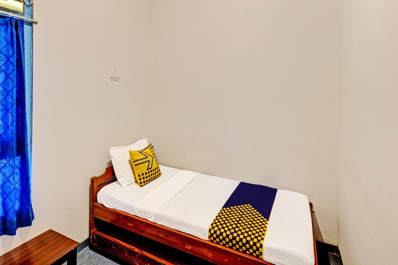 สปอต ออน 2275 โอมะฮ์ เจเอ็ม Hotel Beran Kidul ภายนอก รูปภาพ
